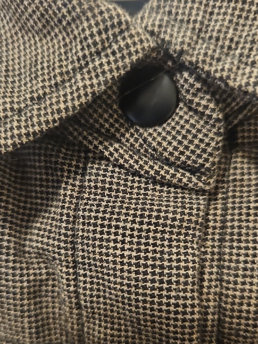 Long Jacket in Small Pattern - Picture 4 of 10